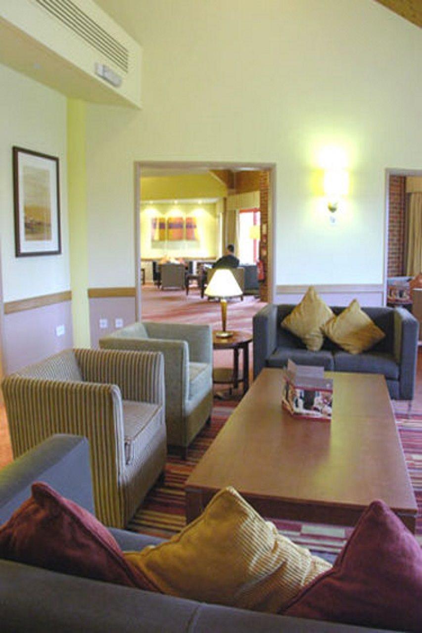 Premier Inn Abingdon Buitenkant foto