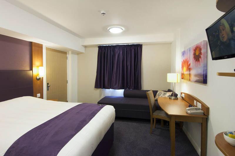 Premier Inn Abingdon Buitenkant foto